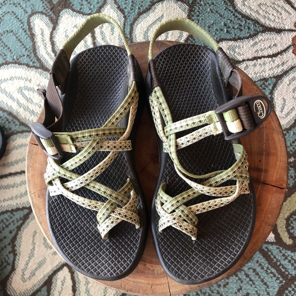 Chaco Shoes - Chacos Women’s size 5M green/brown
